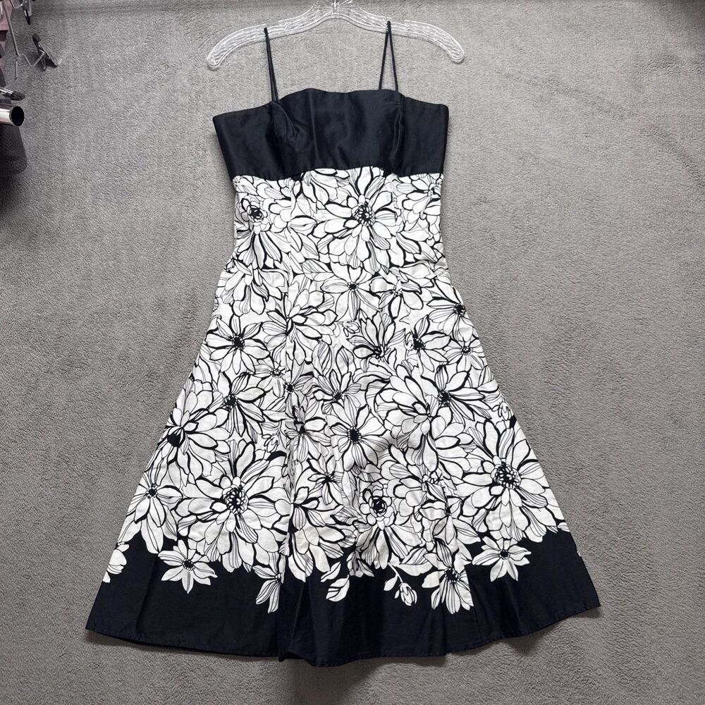 Women’s sun dress size 6 black white